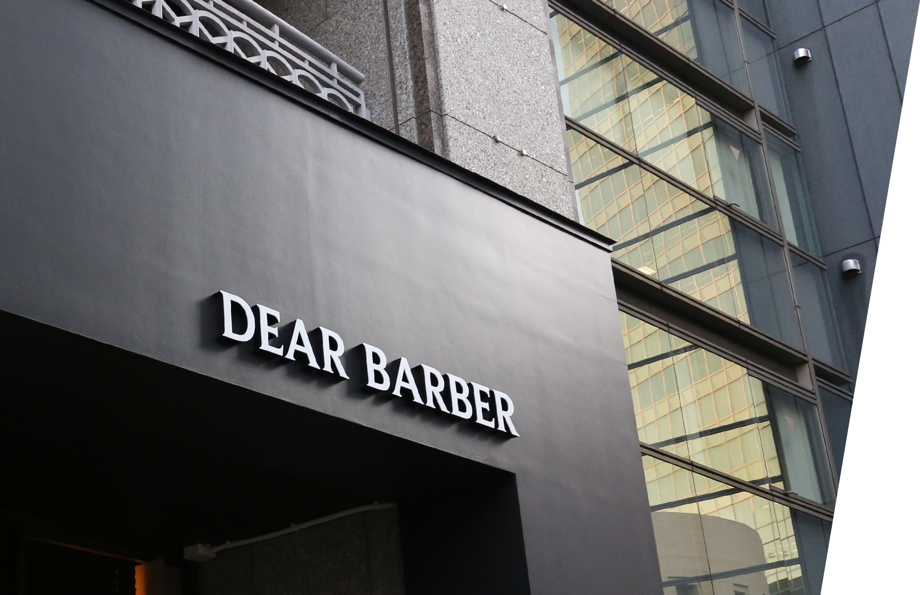 DEAR BARBER(ディアバーバー)北浜店