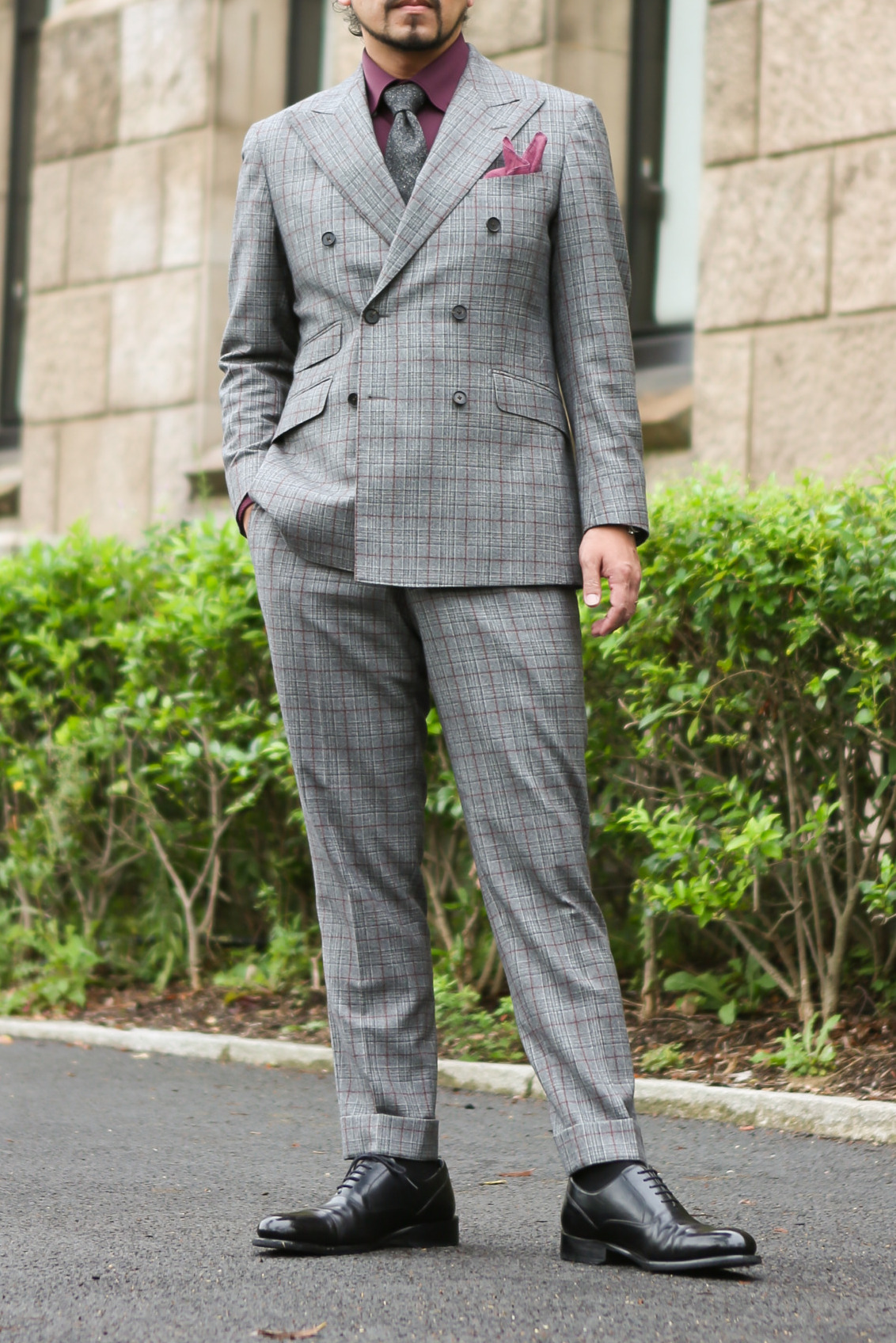 [ﾌﾟﾘﾝｽ･ｵﾌﾞ･ｳｪｰﾙｽﾞ] ｸﾞﾚｰ×ﾚｯﾄﾞﾍﾟﾝ /T.DELFINO